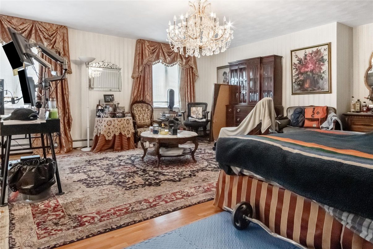 Chandelier, Interior, Wood Texture Flooring