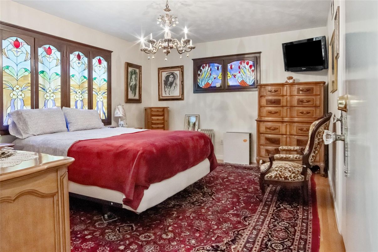 Bedroom, Chandelier, Interior