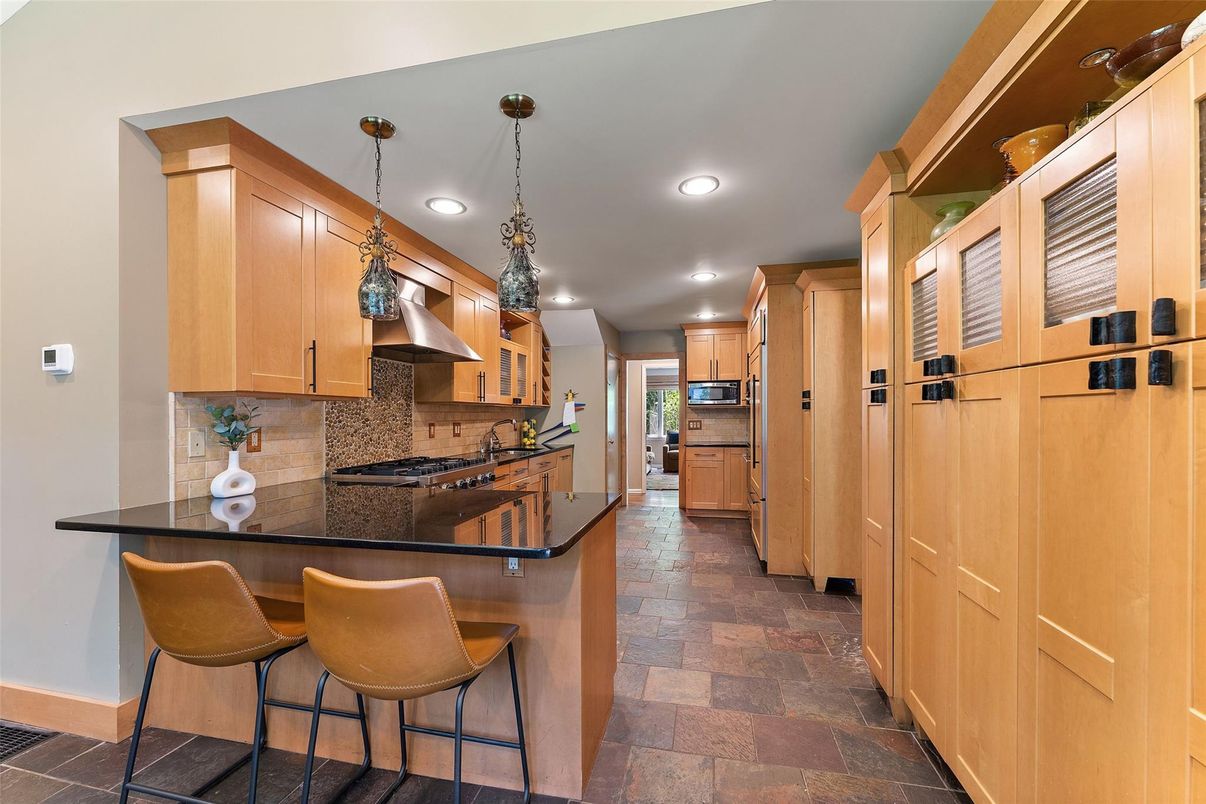 Interior, Kitchen, Pendant Lights, Recessed Lighting