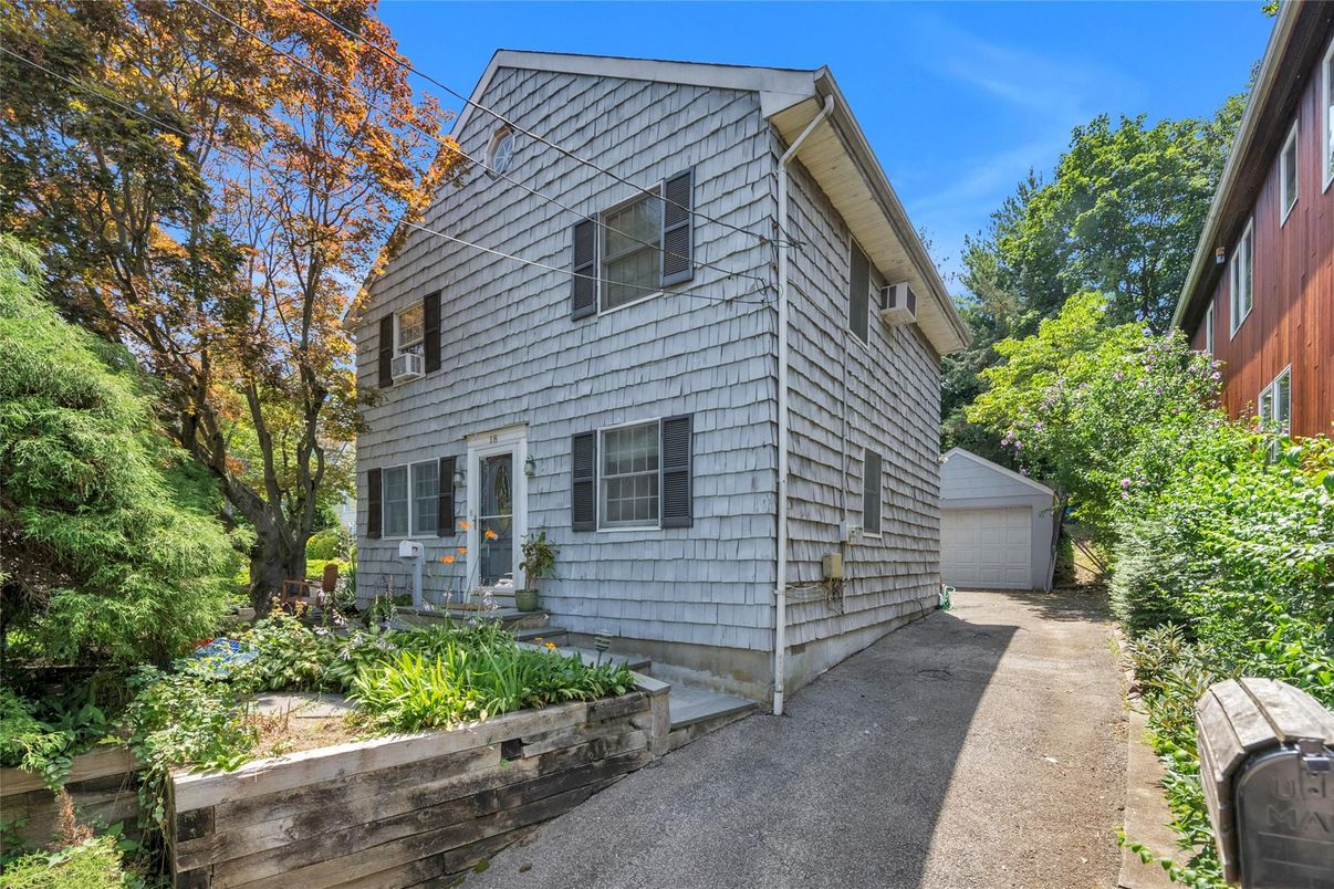 Detached Garage, Exterior, Facade, None