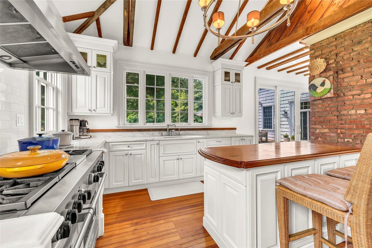 Chandelier, Interior, Kitchen, Stainless Steel Appliances, Stone Walls, Wooden Beams, Wood Texture Flooring