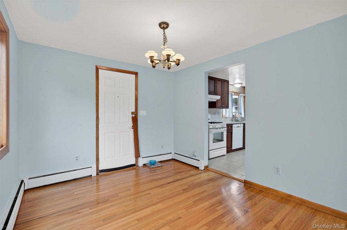 Chandelier, Empty room, Interior, Kitchen, Wood Texture Flooring