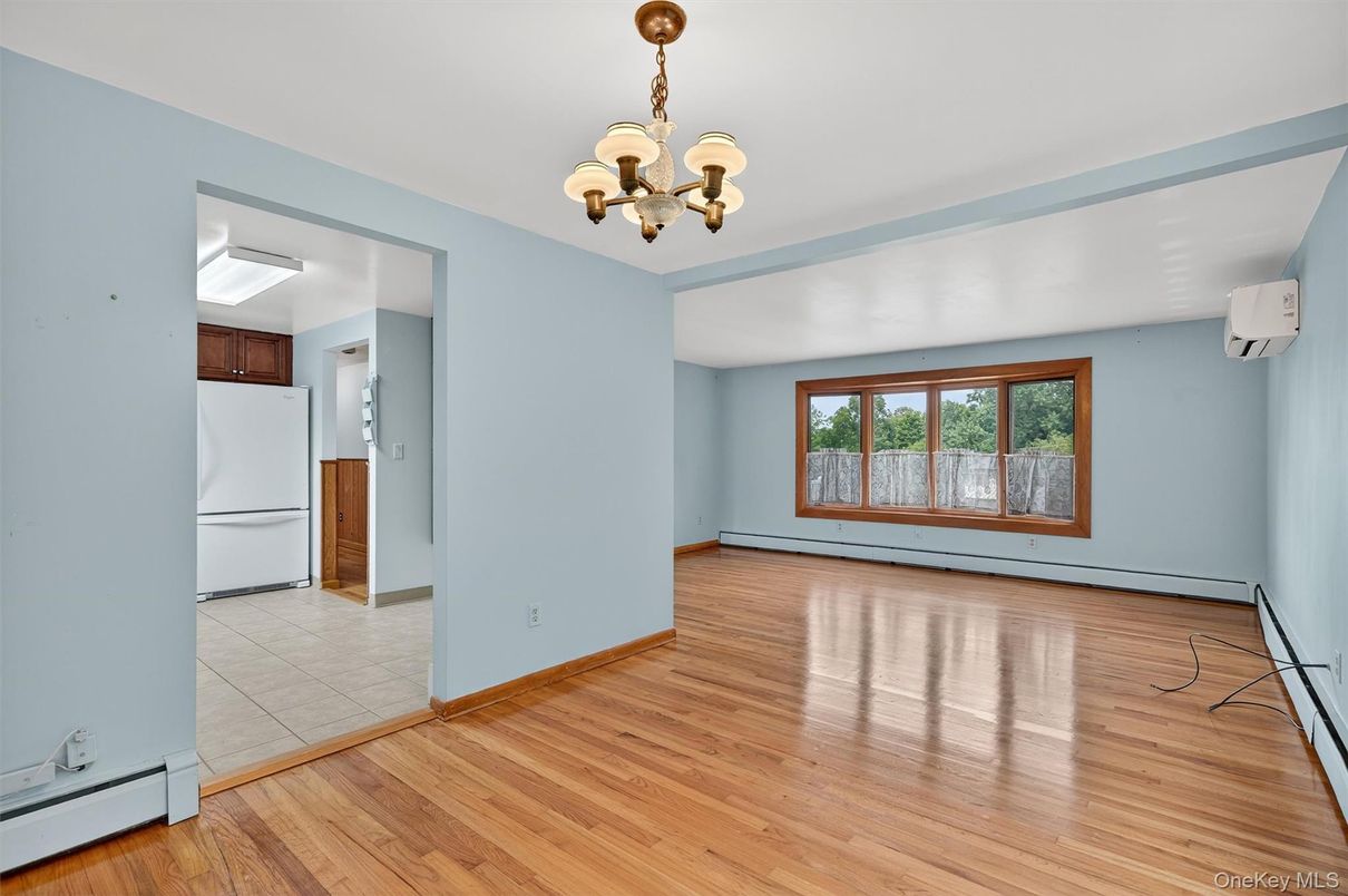 Chandelier, Empty room, Interior, Kitchen, Wood Texture Flooring