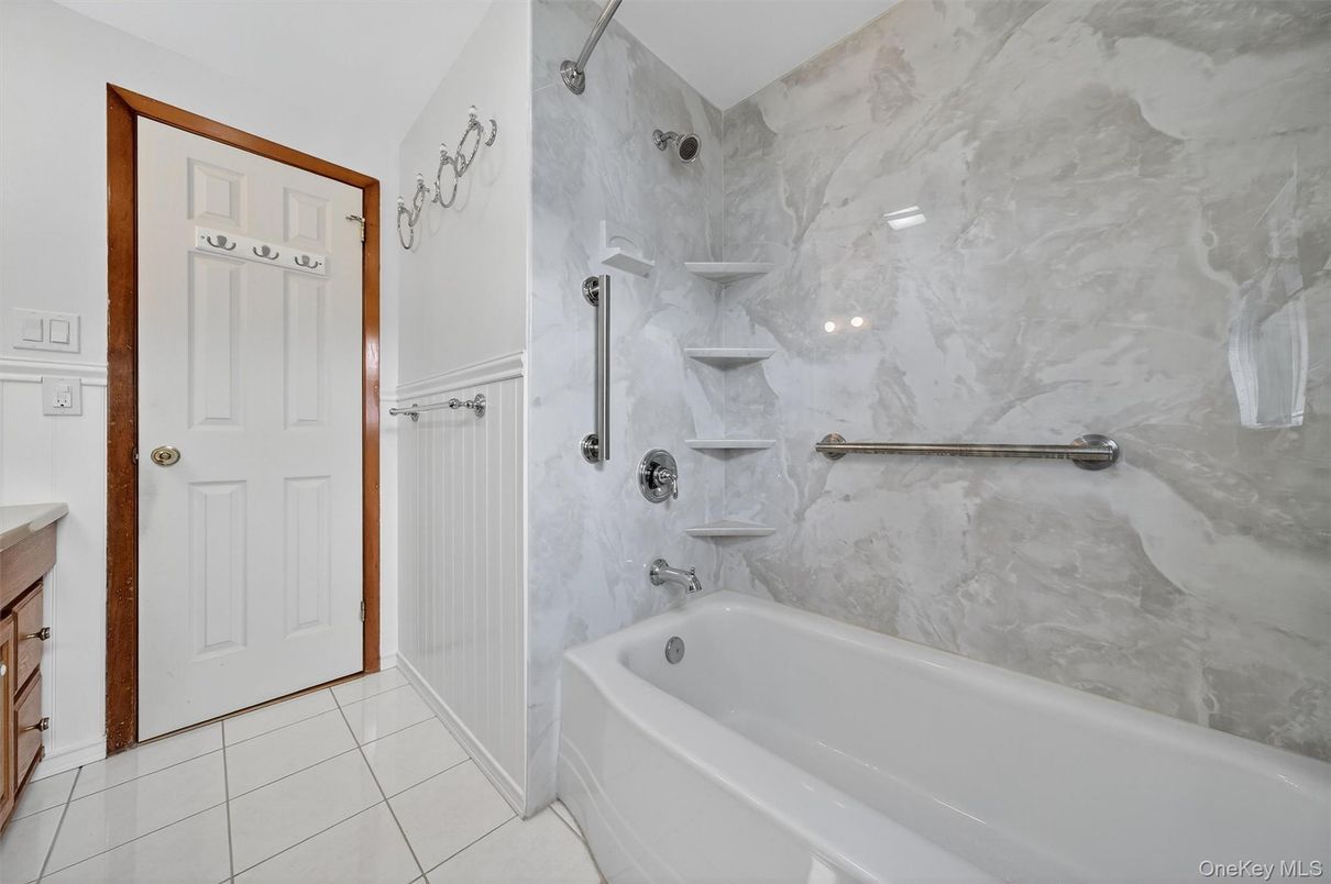 Bathroom, Interior, Marble Walls