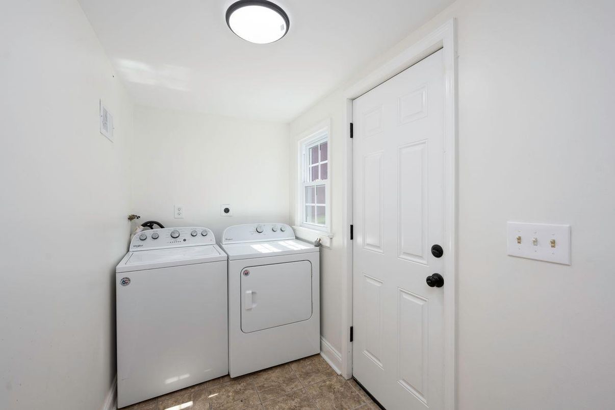 Interior, Utility Closets, Washer