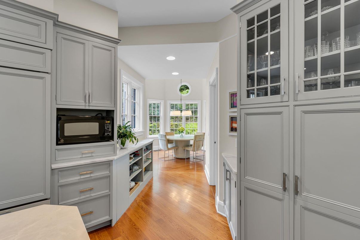 Dining room, Interior, Recessed Lighting, Wood Texture Flooring