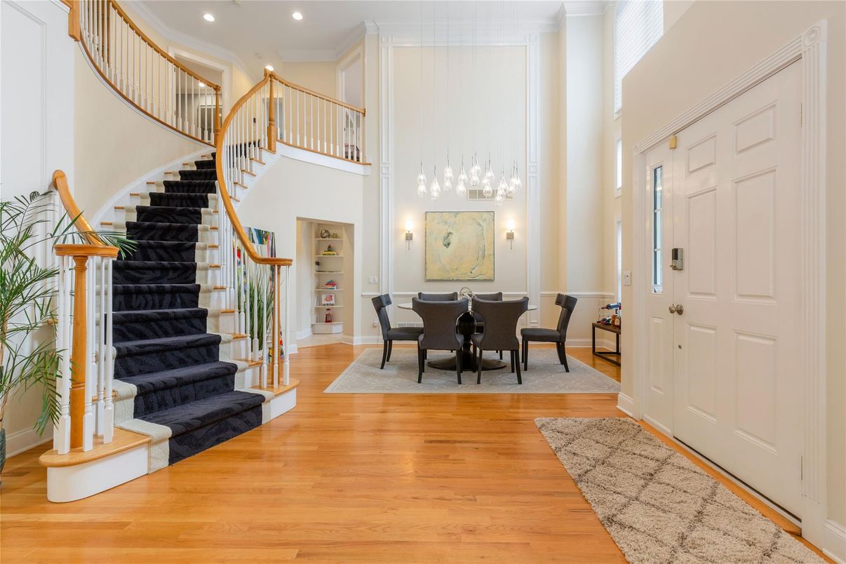 Dining room, Interior, Pendant Lights, Recessed Lighting, Wood Texture Flooring