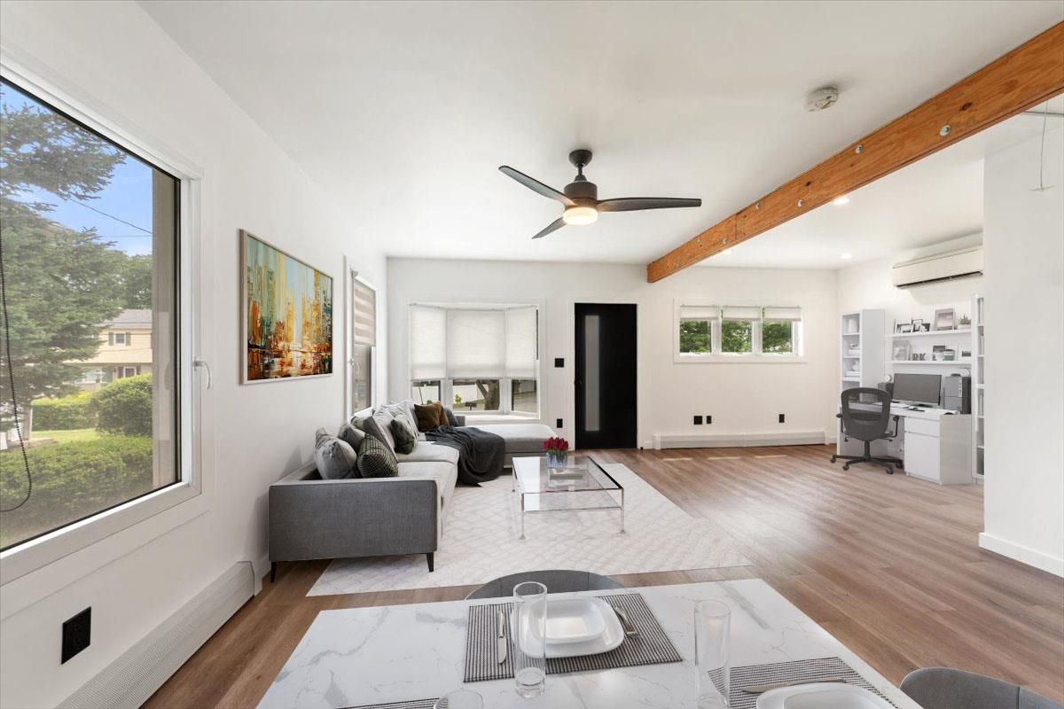 Interior, Living room, Recessed Lighting, Wooden Beams, Wood Texture Flooring