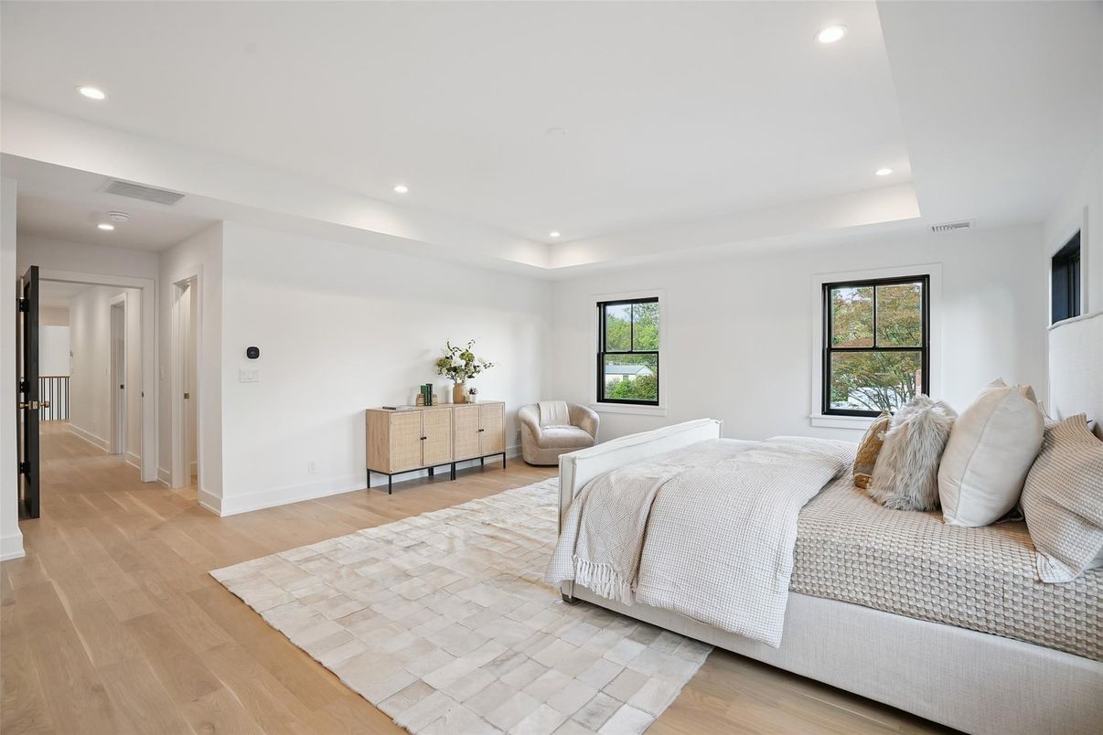 Bedroom, Interior, Recessed Lighting, Wood Texture Flooring