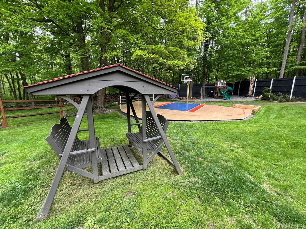 Backyard, Exterior, Playground