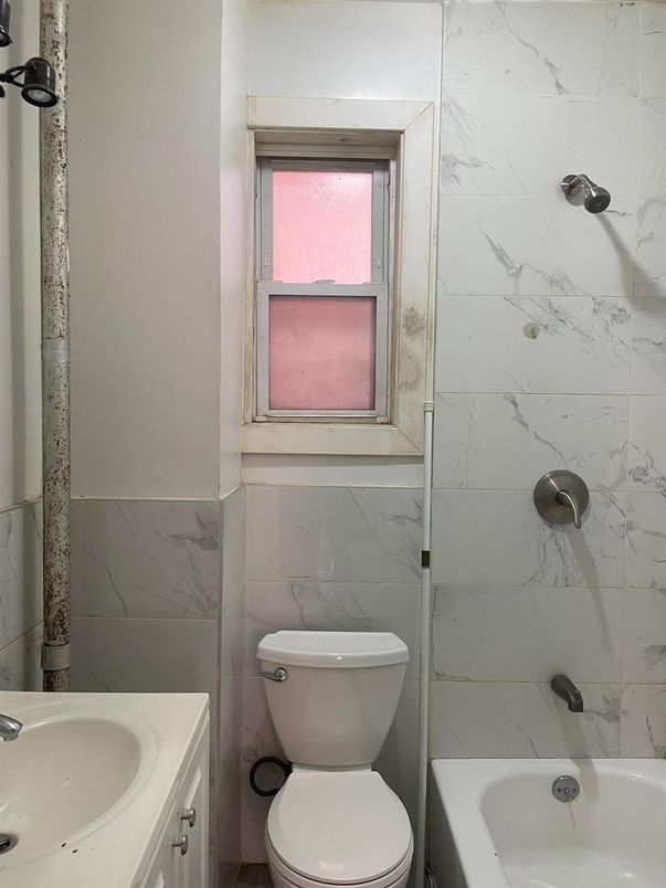 Bathroom, Interior, Marble Walls