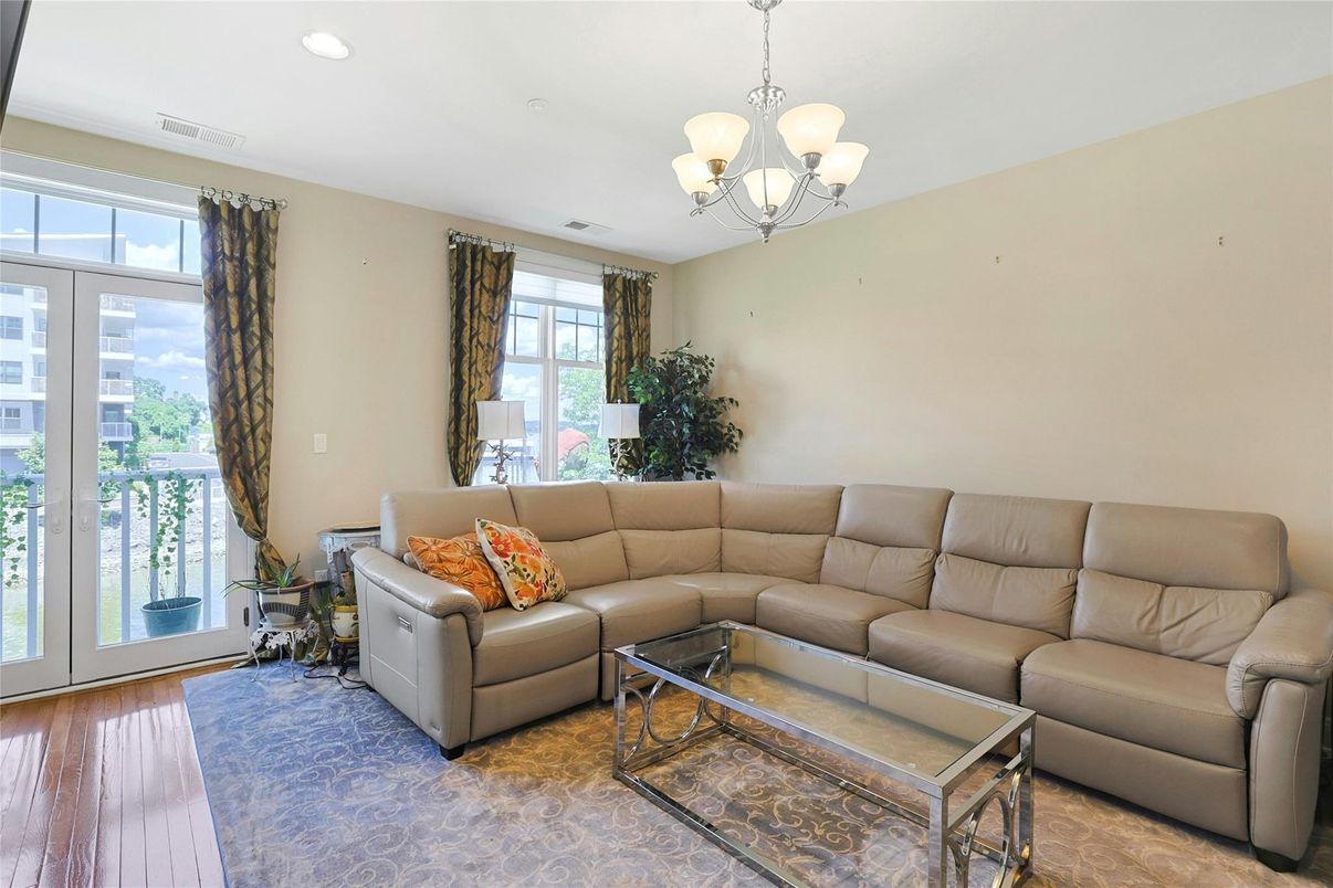 Chandelier, Interior, Living room, Recessed Lighting, Wood Texture Flooring