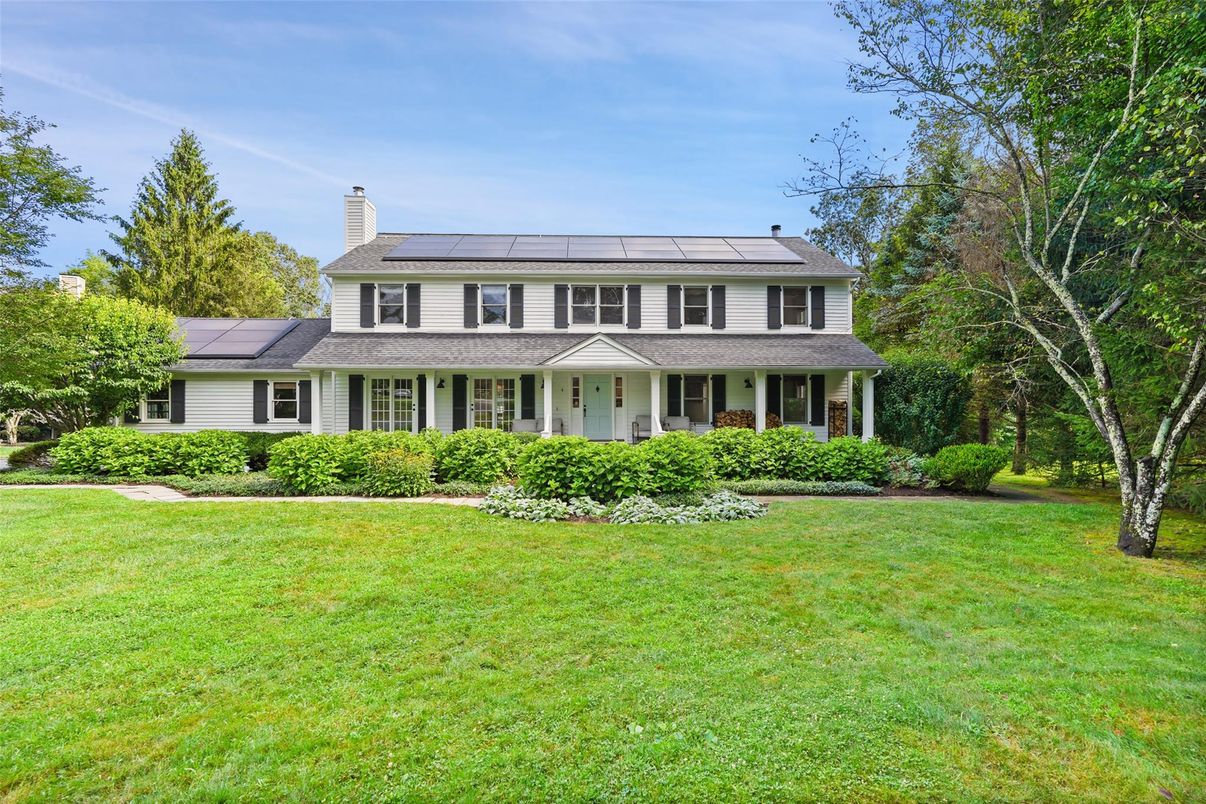 Backyard, Exterior, Facade, Solar Panels, Georgian