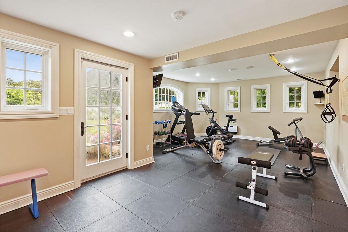 Fitness Equipment, Interior, Recessed Lighting