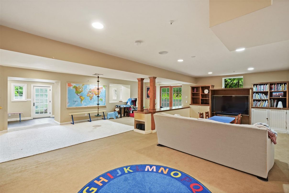 Interior, Living room, Recessed Lighting