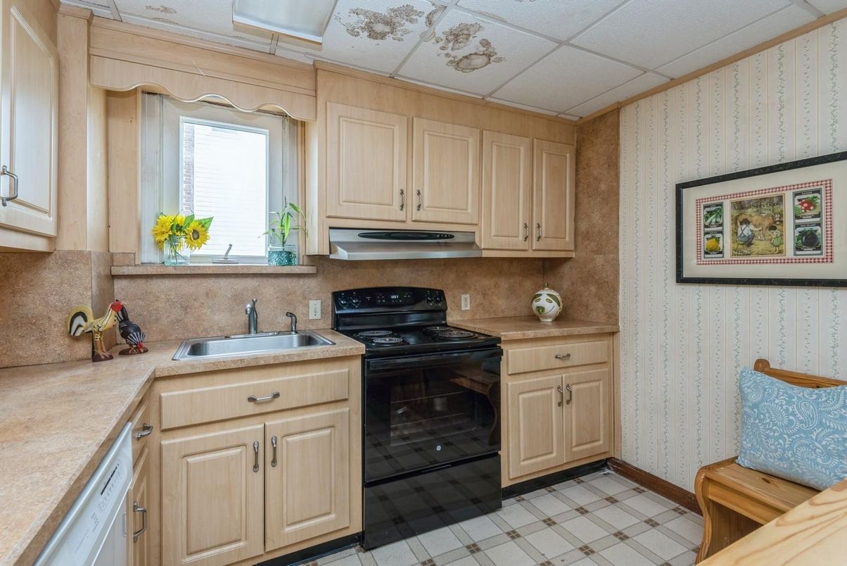 Interior, Kitchen