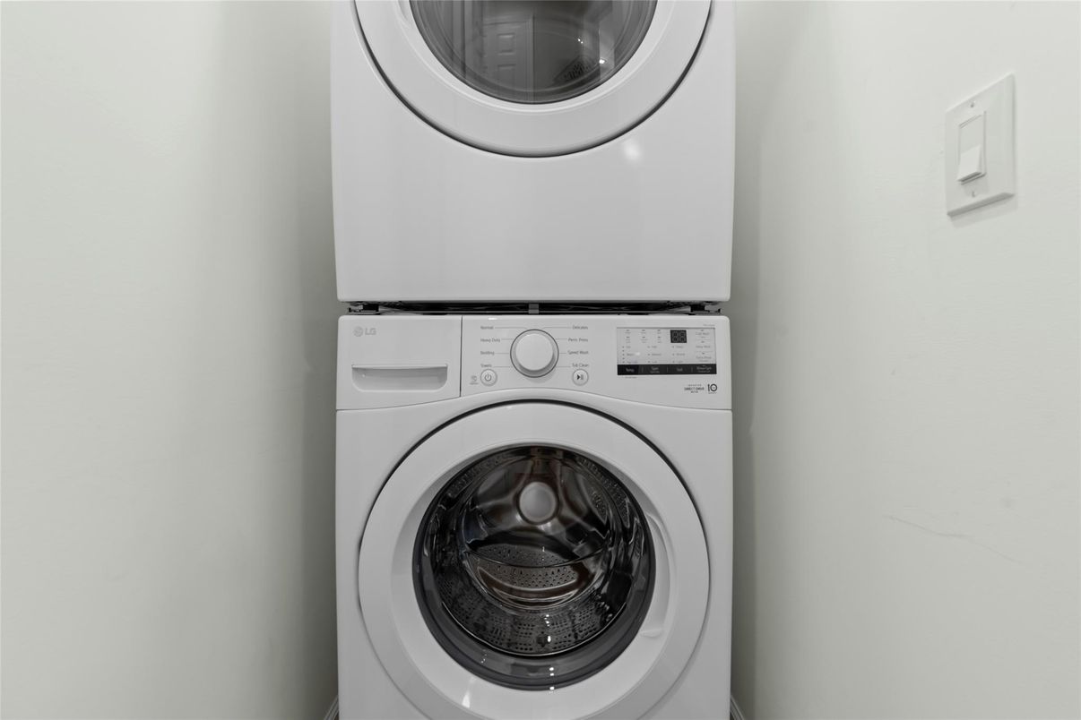 Interior, Utility Closets, Washer