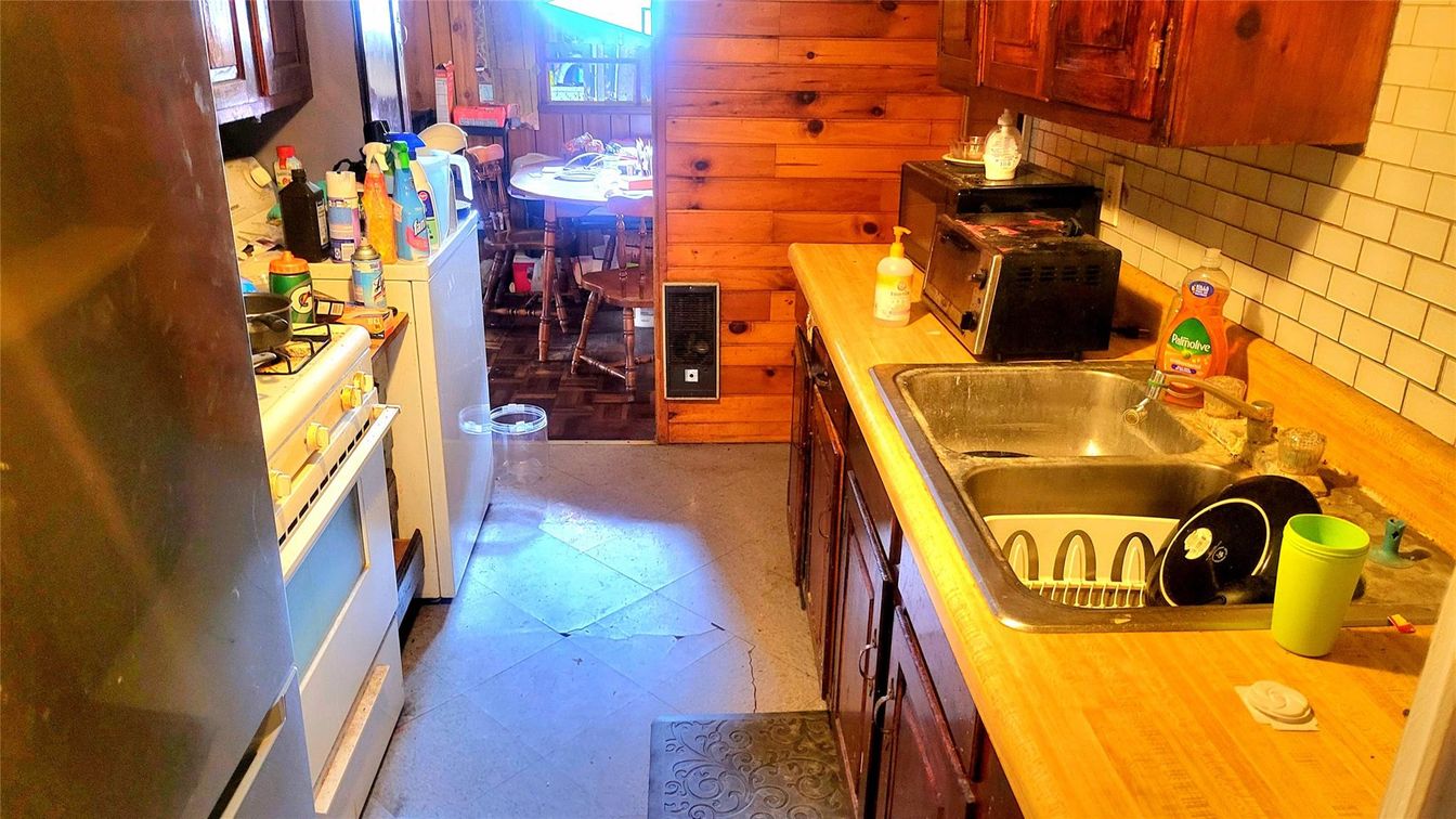 Interior, Wooden Walls