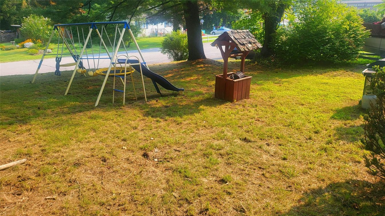 Backyard, Exterior, Playground