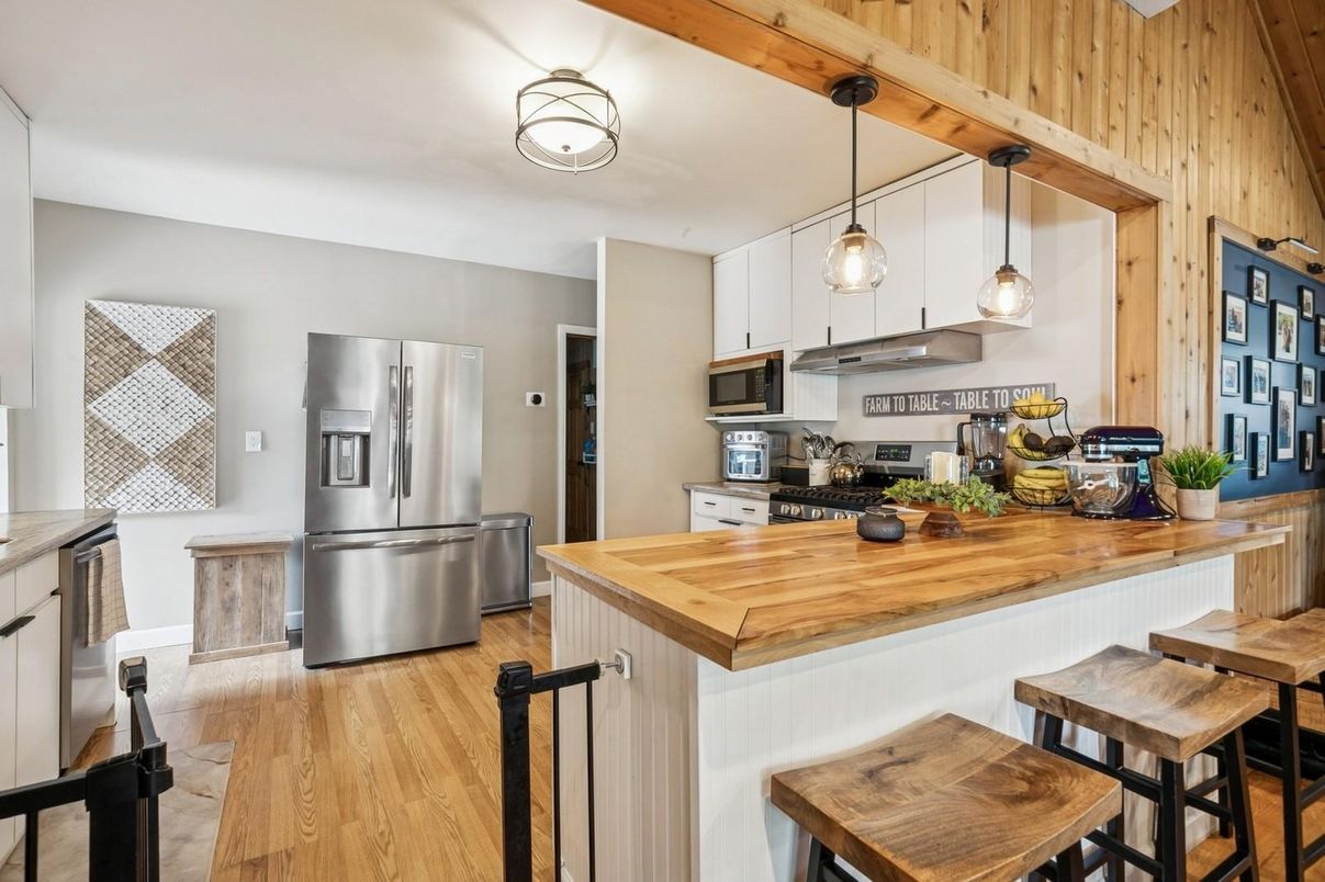 Interior, Kitchen, Pendant Lights, Stainless Steel Appliances, Wood Texture Flooring