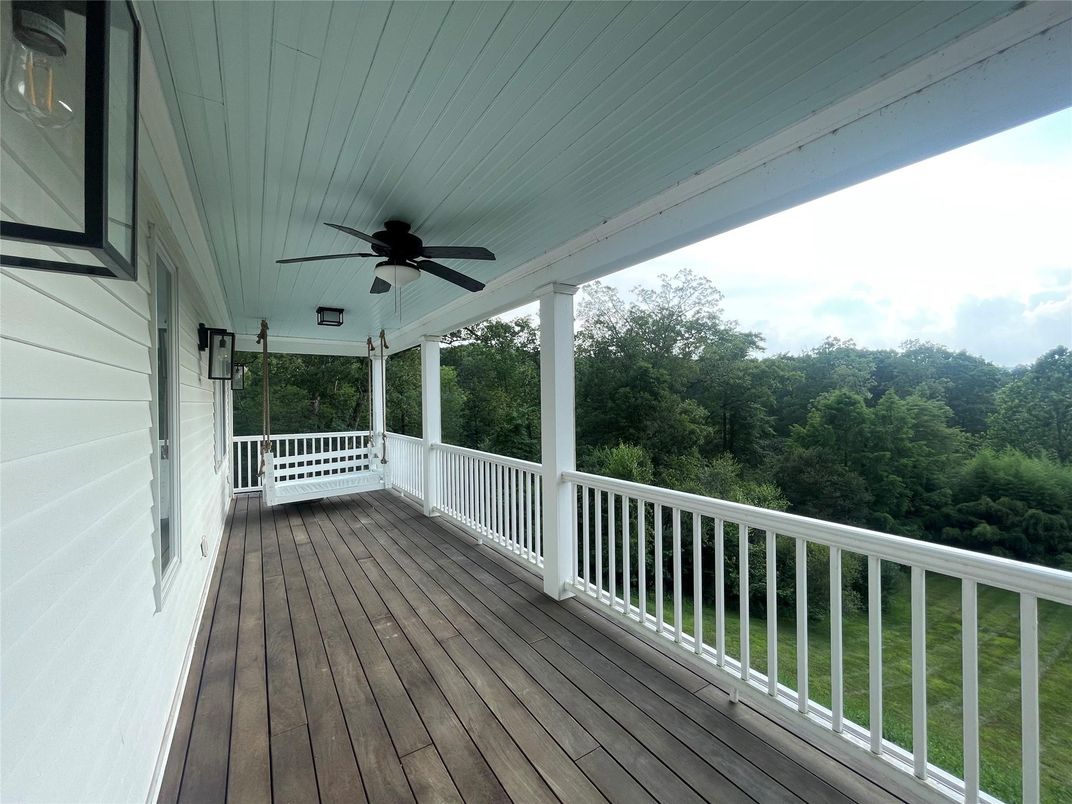 Exterior, Wood Texture Flooring