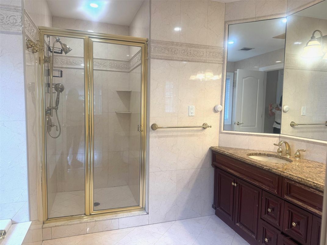 Bathroom, Dual Sink Vanities, Glass Shower, Interior, Recessed Lighting