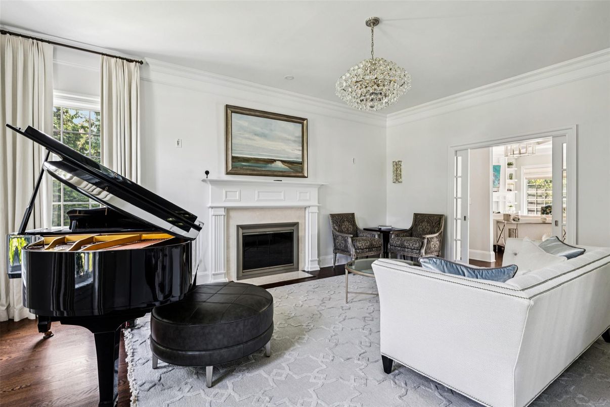 Fireplace, Interior, Living room, Pendant Lights, Piano, Wood Texture Flooring