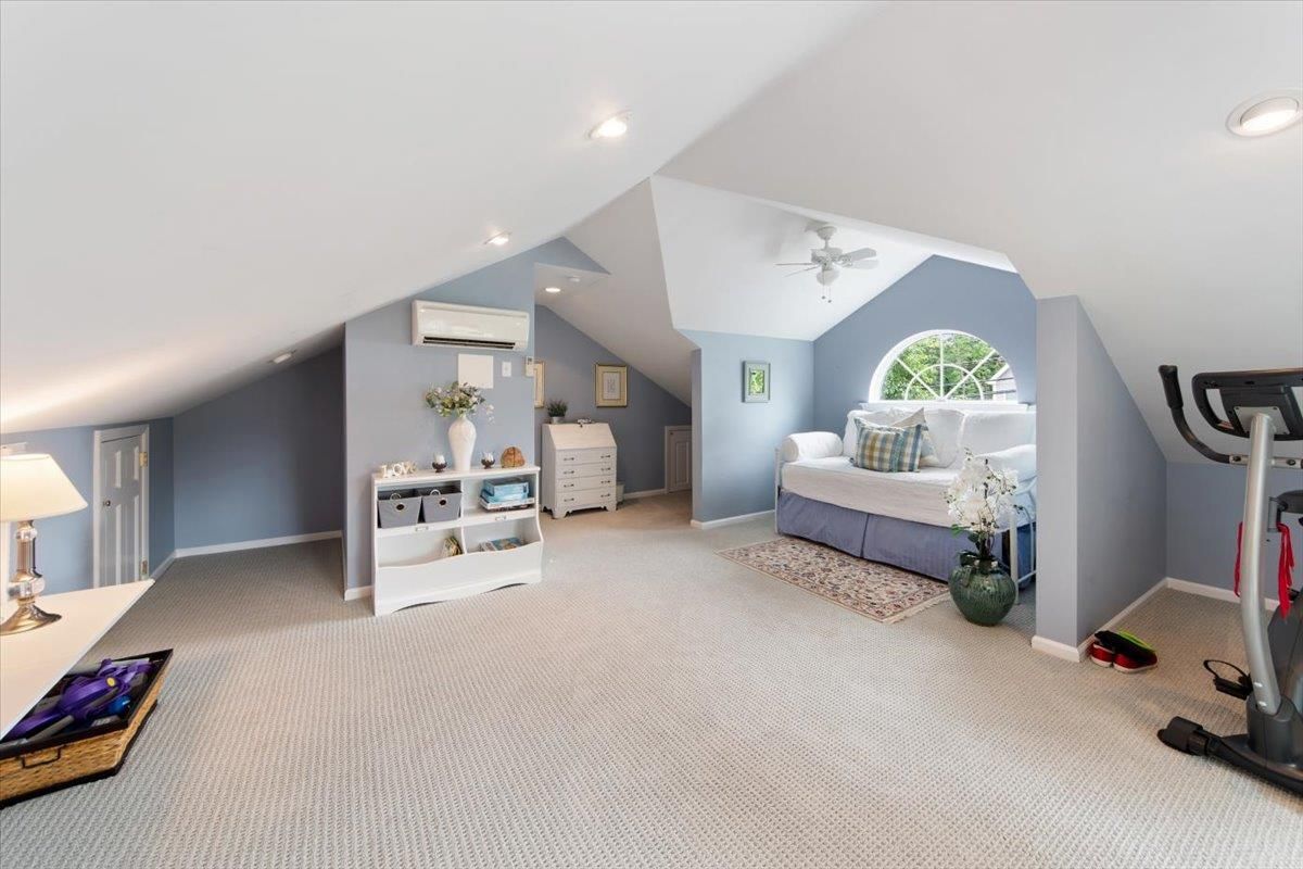 Bedroom, Fitness Equipment, Interior, Recessed Lighting