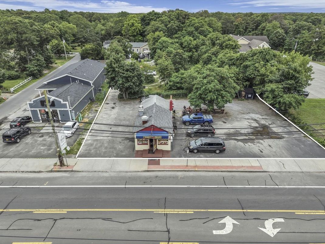 Exterior, Drone