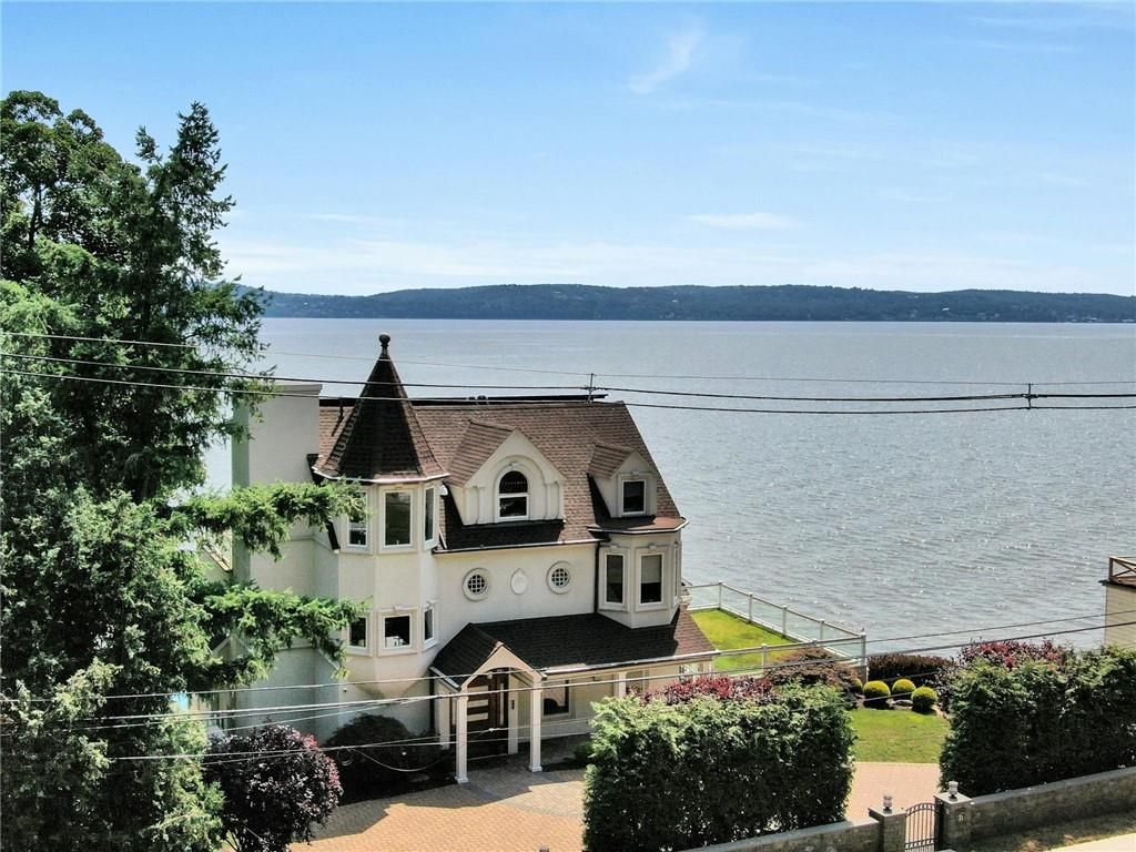 Exterior, Water