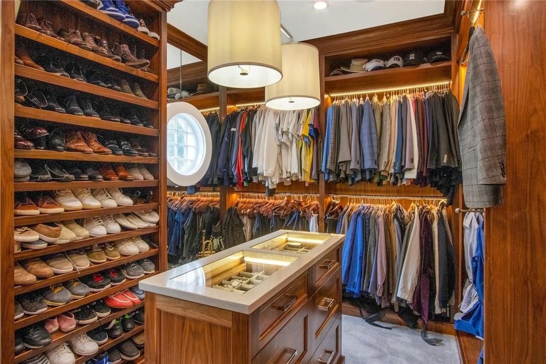 Interior, Recessed Lighting, Walk-in Closets