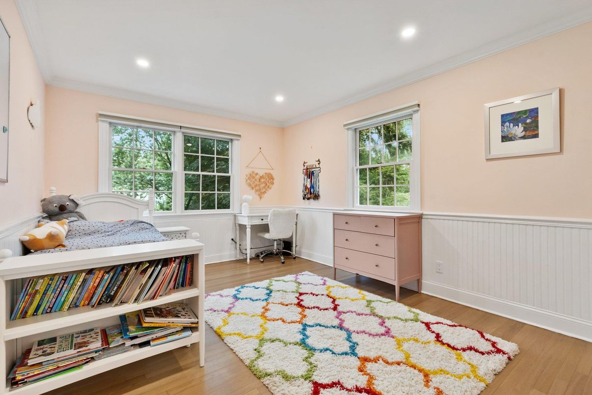 Bedroom, Home Office, Interior, Recessed Lighting, Wood Texture Flooring