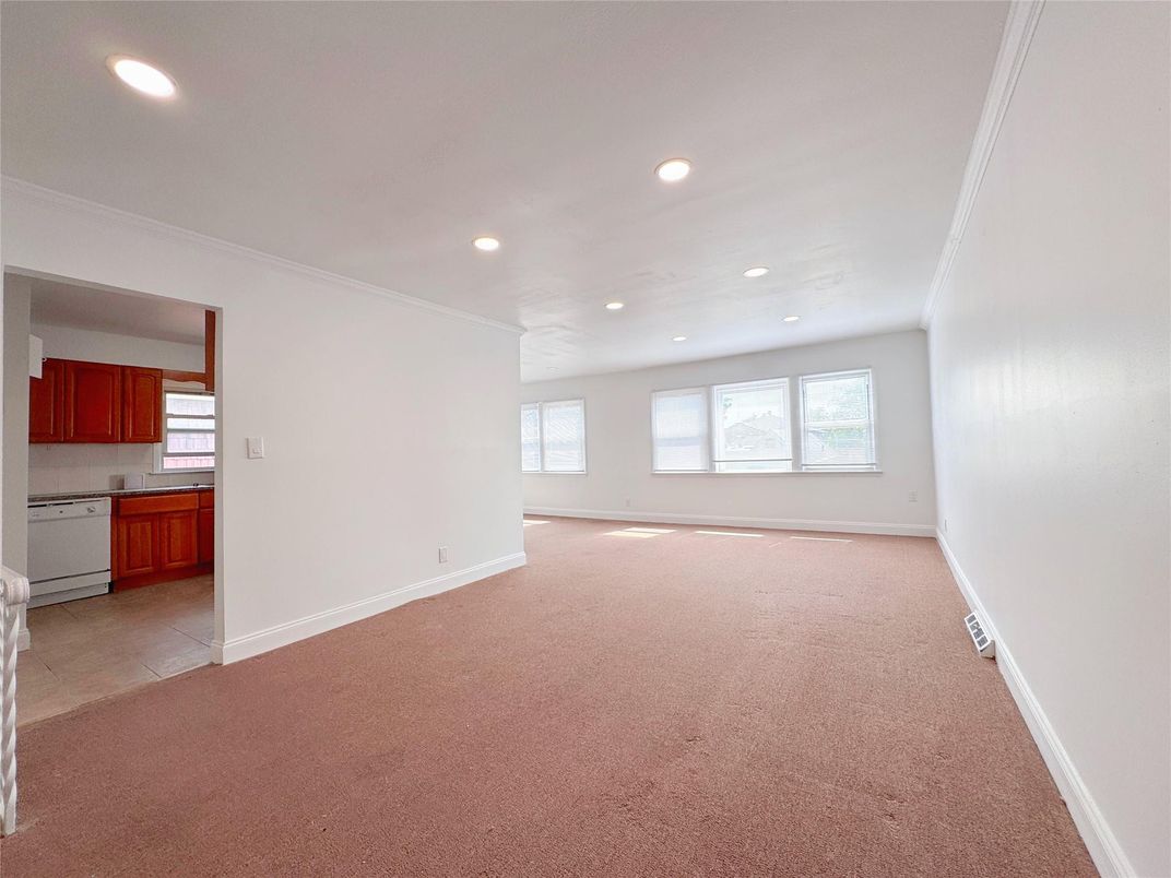 Empty room, Interior, Kitchen, Recessed Lighting