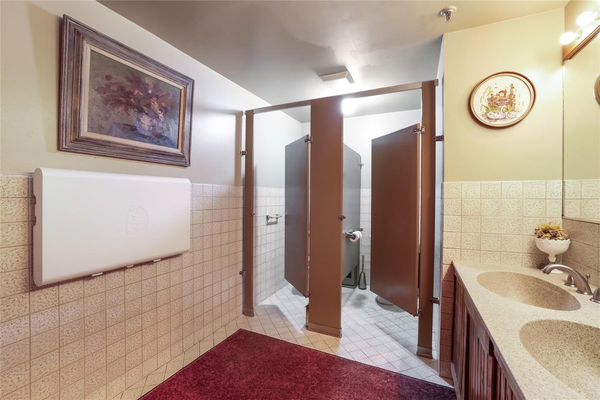 Bathroom, Interior