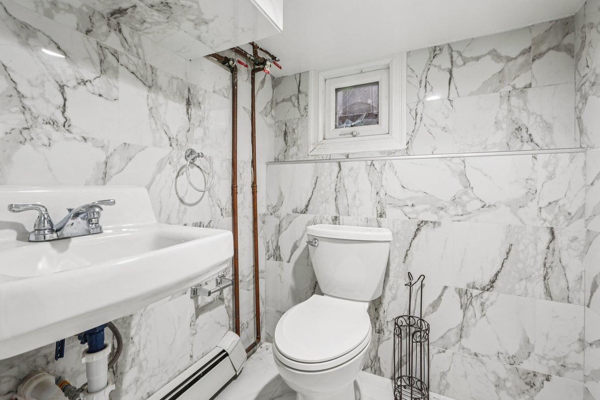 Bathroom, Interior, Marble Walls