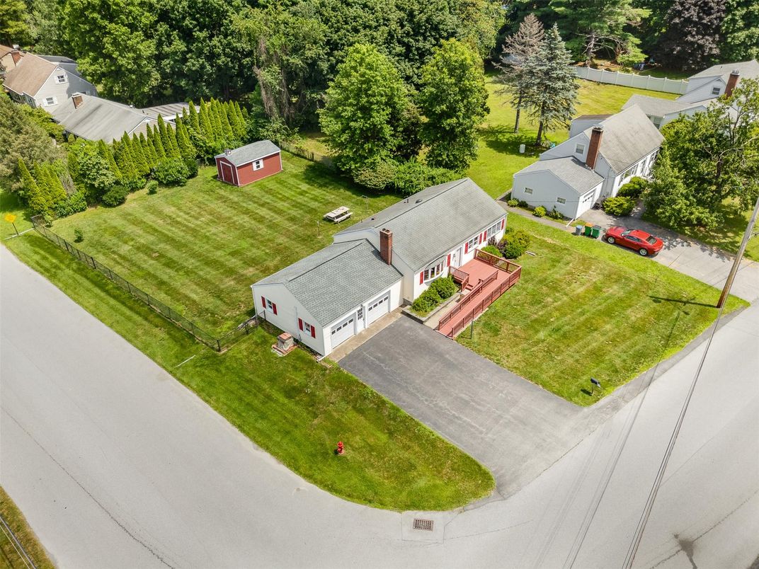 Exterior, Drone