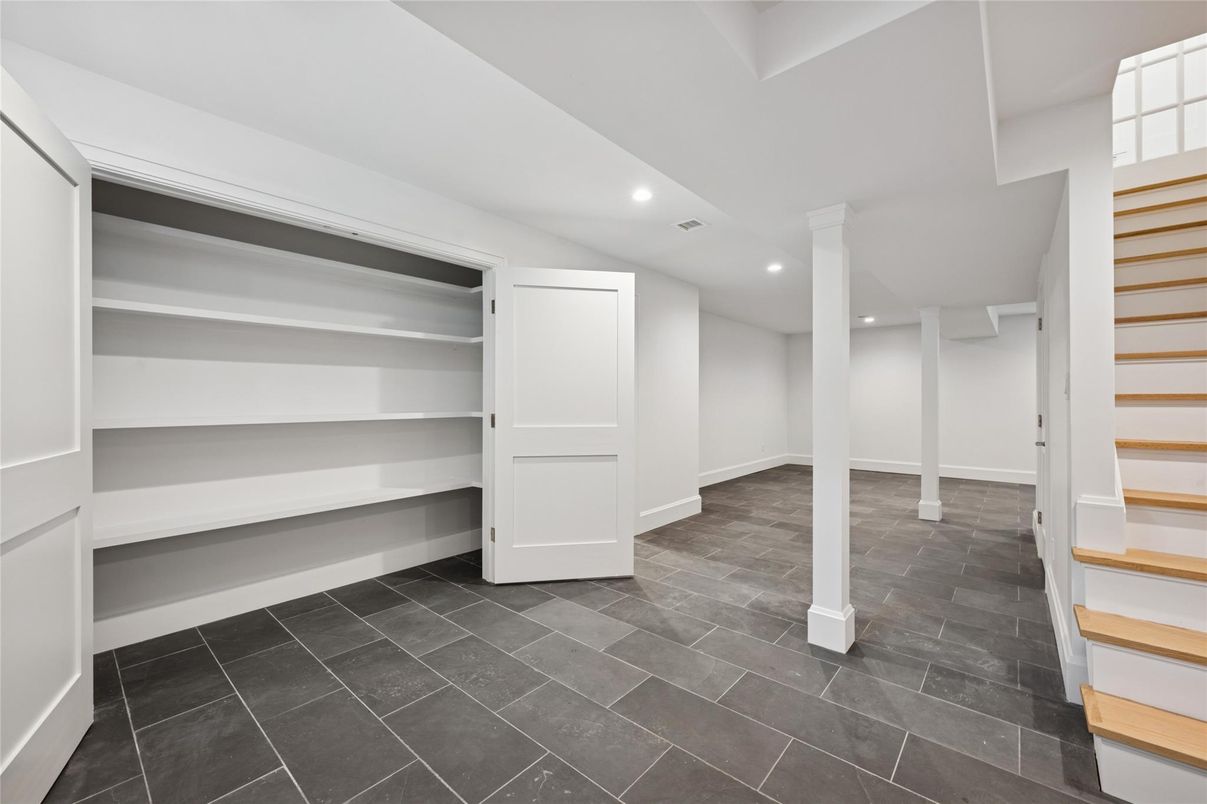 Interior, Recessed Lighting
