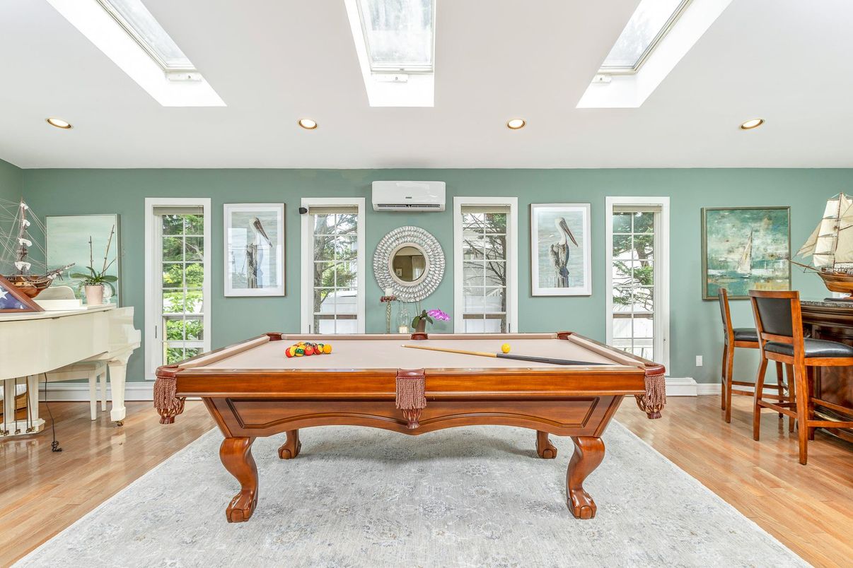 Billiard Table, Game Room, Interior, Piano, Recessed Lighting, Wood Texture Flooring