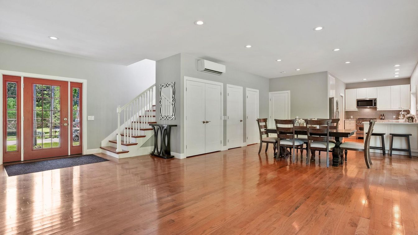 Dining room, Interior, Kitchen, Recessed Lighting, Wood Texture Flooring