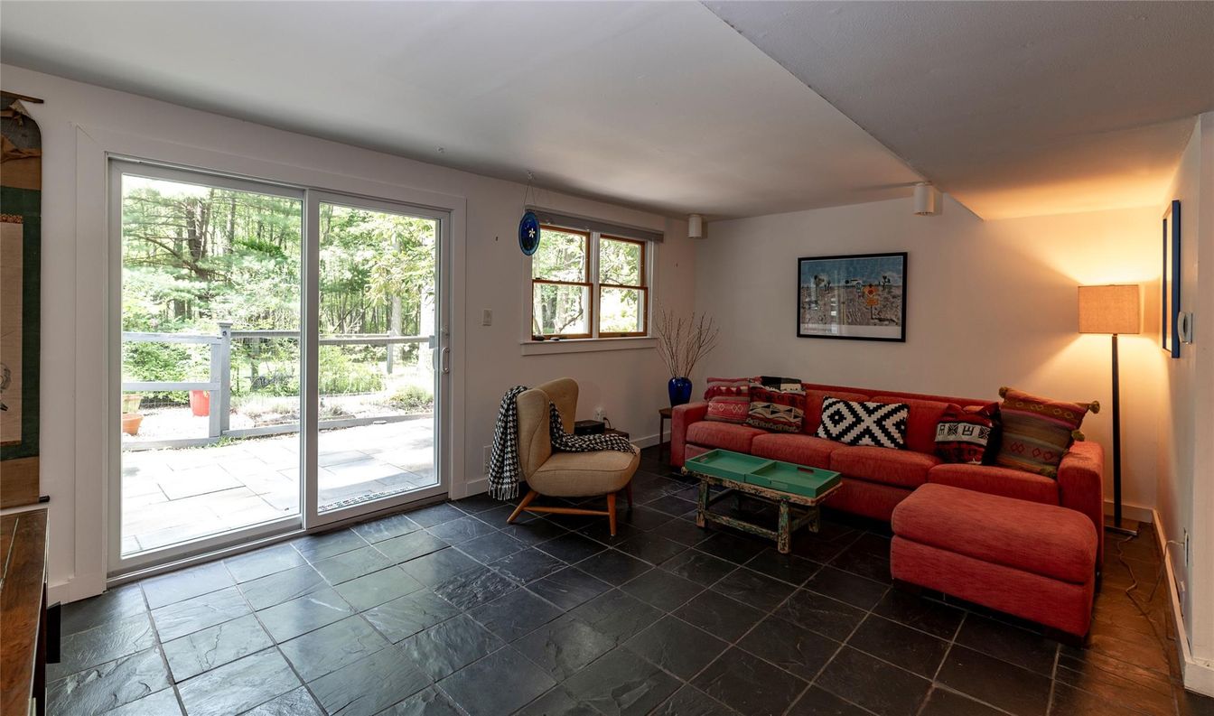 Interior, Living room