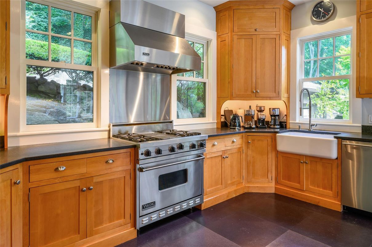 Interior, Kitchen, Stainless Steel Appliances