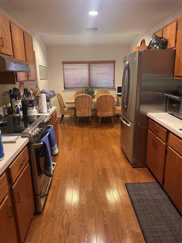 Dining room, Interior, Kitchen, Recessed Lighting, Wood Texture Flooring