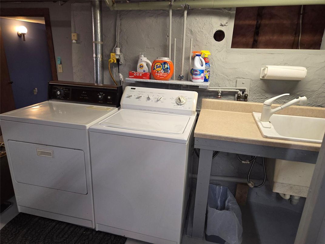 Interior, Washer