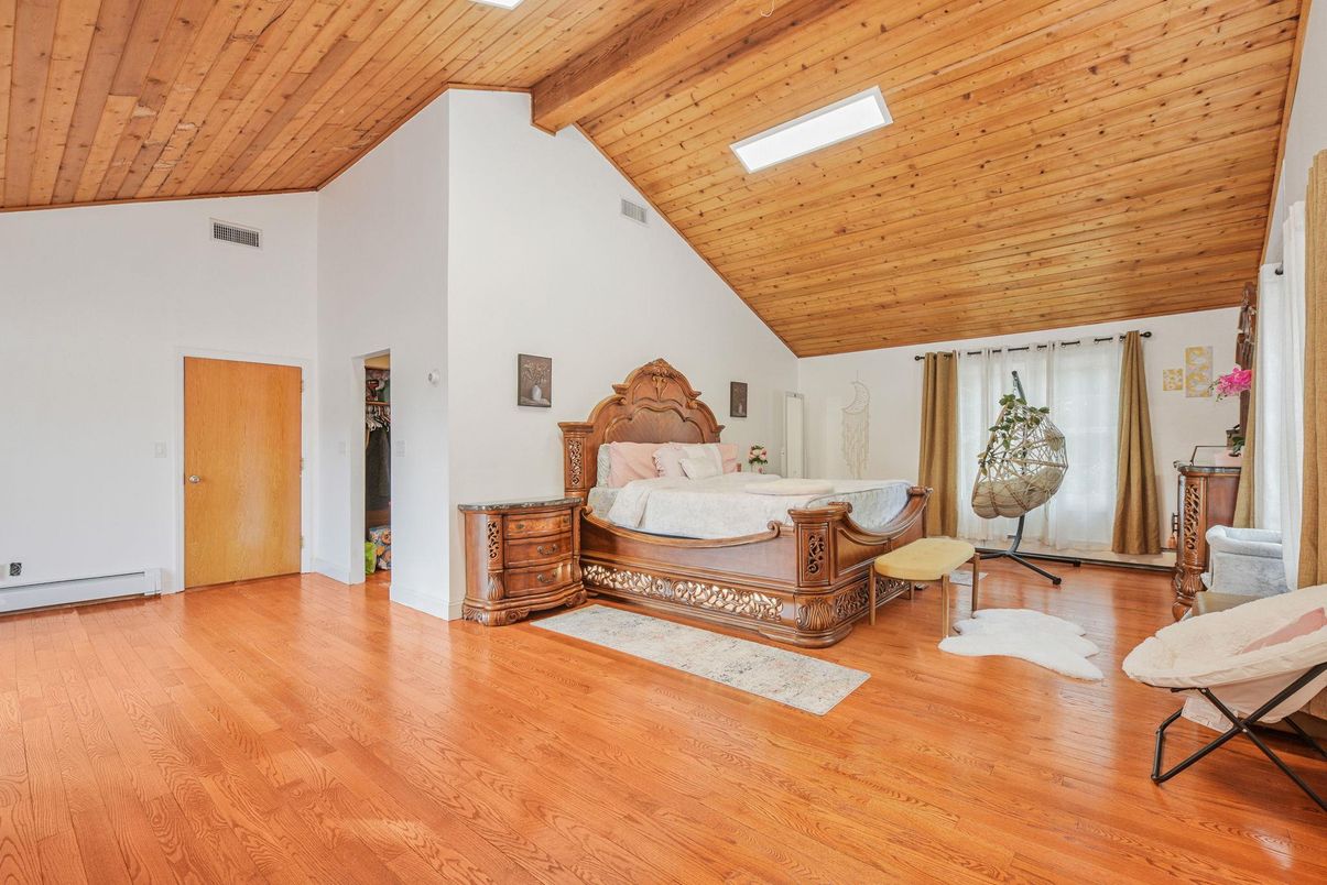 Bedroom, Interior, Wooden Ceilings, Wood Texture Flooring