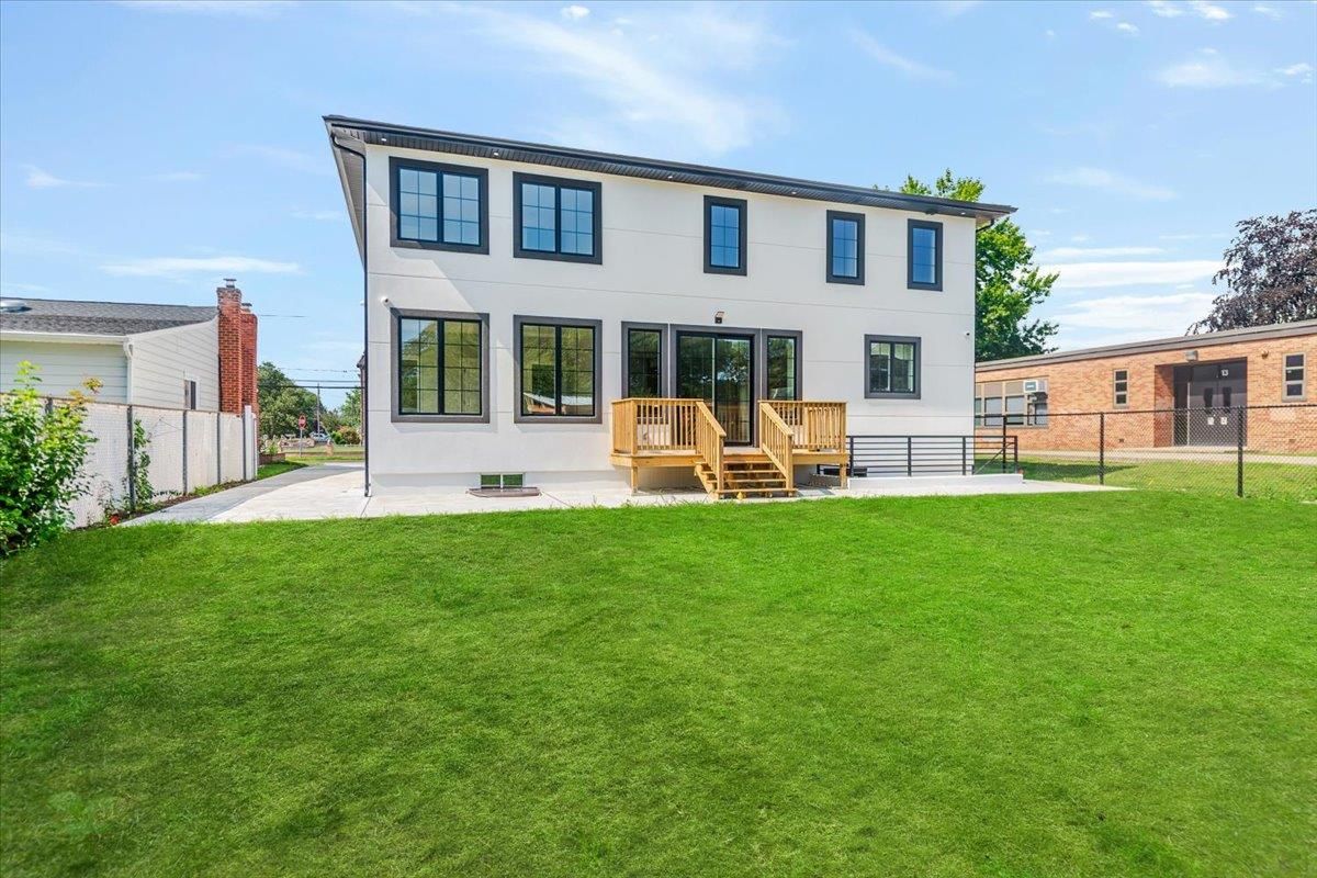Backyard, Exterior, Facade, Georgian