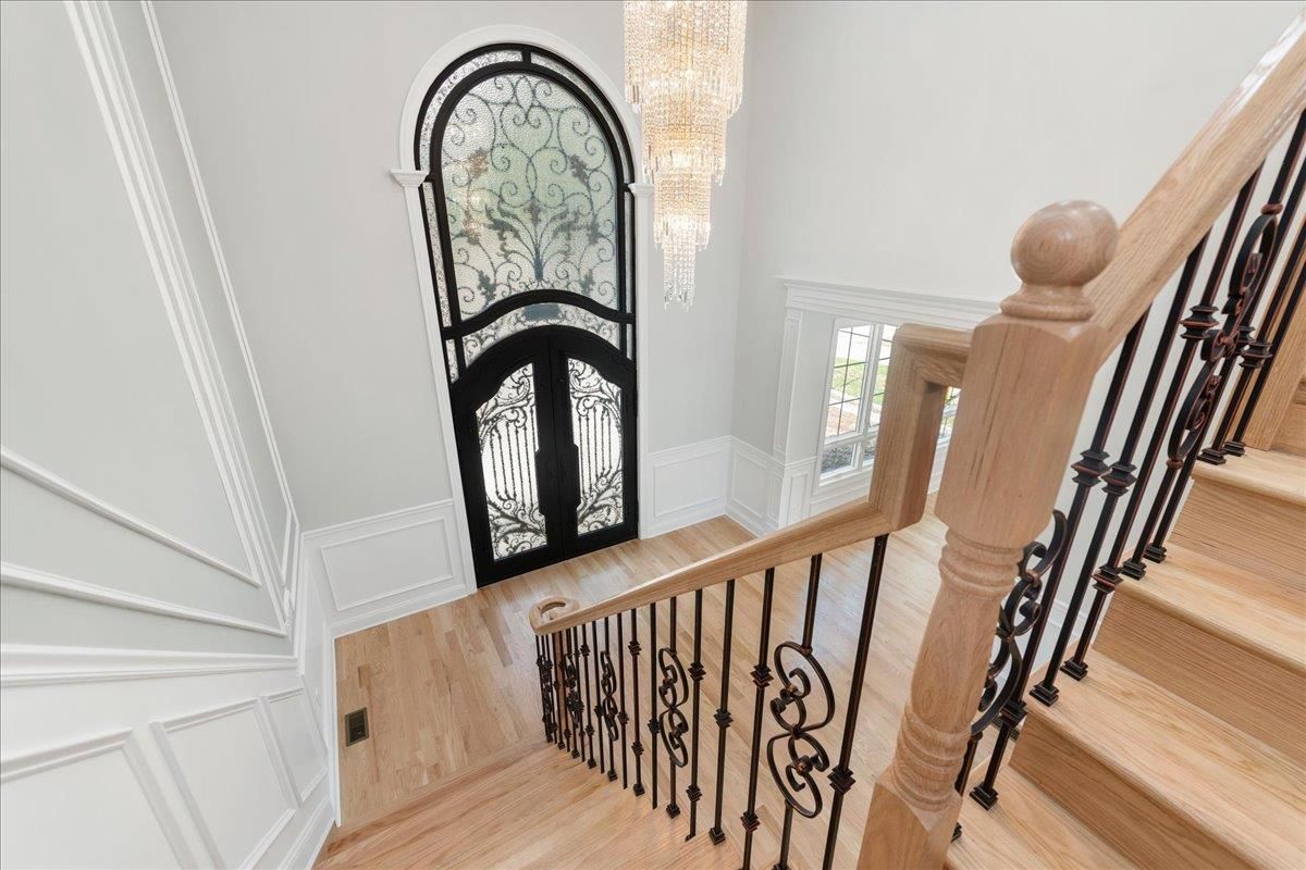Chandelier, Interior, Wood Texture Flooring
