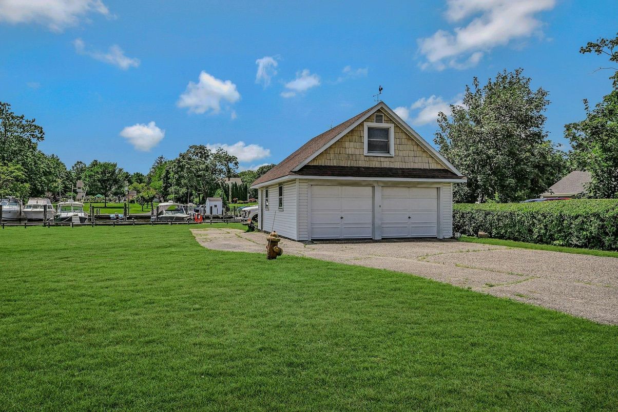 Backyard, Detached Garage, Exterior
