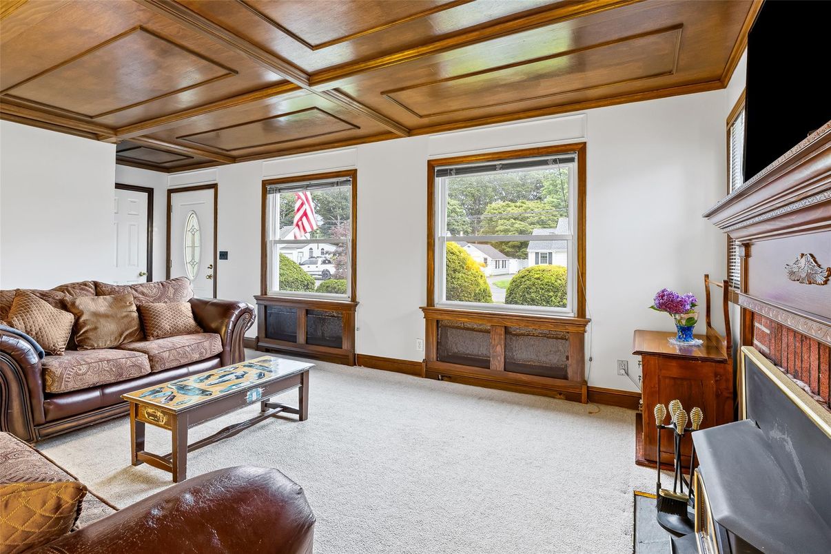 Interior, Living room, Wooden Ceilings