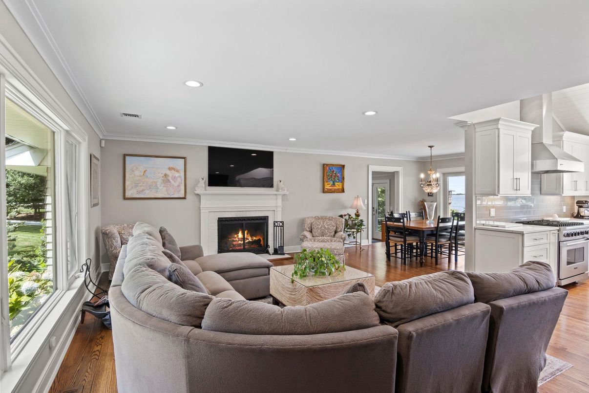 Chandelier, Dining room, Fireplace, Interior, Kitchen, Living room, Recessed Lighting, Wood Texture Flooring