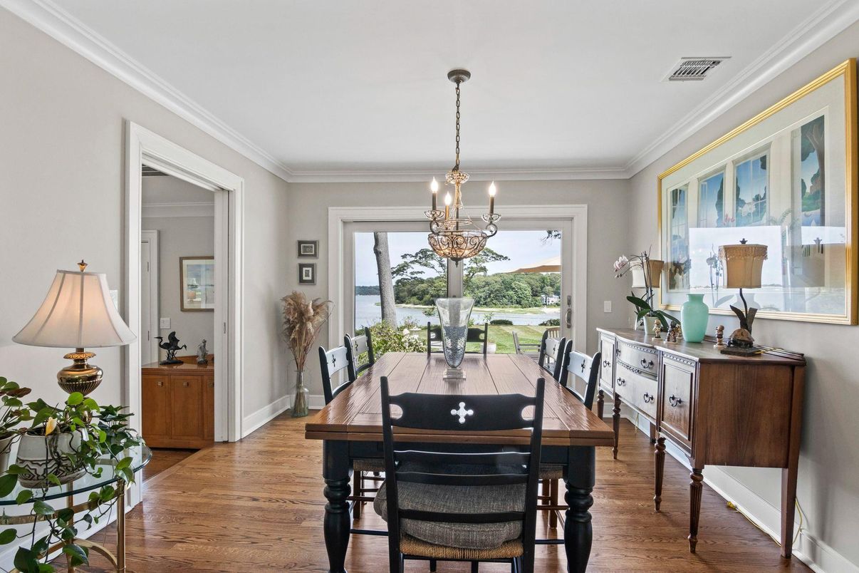 Chandelier, Dining room, Interior, Pendant Lights, Water, Wood Texture Flooring